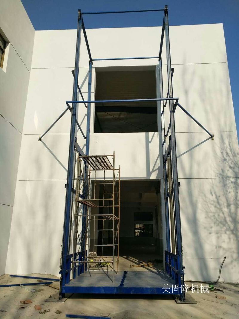 襄阳仓库专用导轨式升降货梯价格